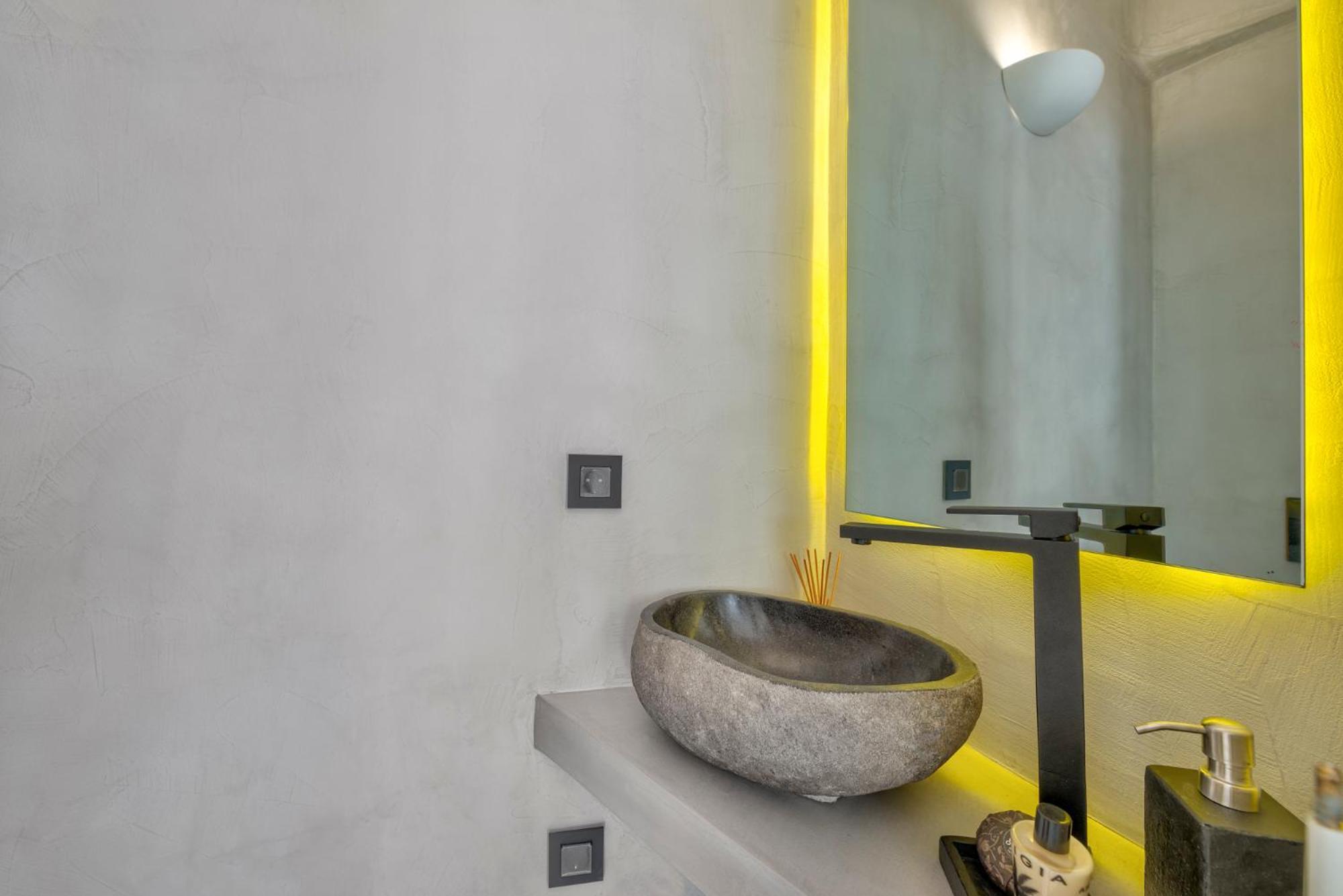 Mykonian Mews Luxury Psarrou