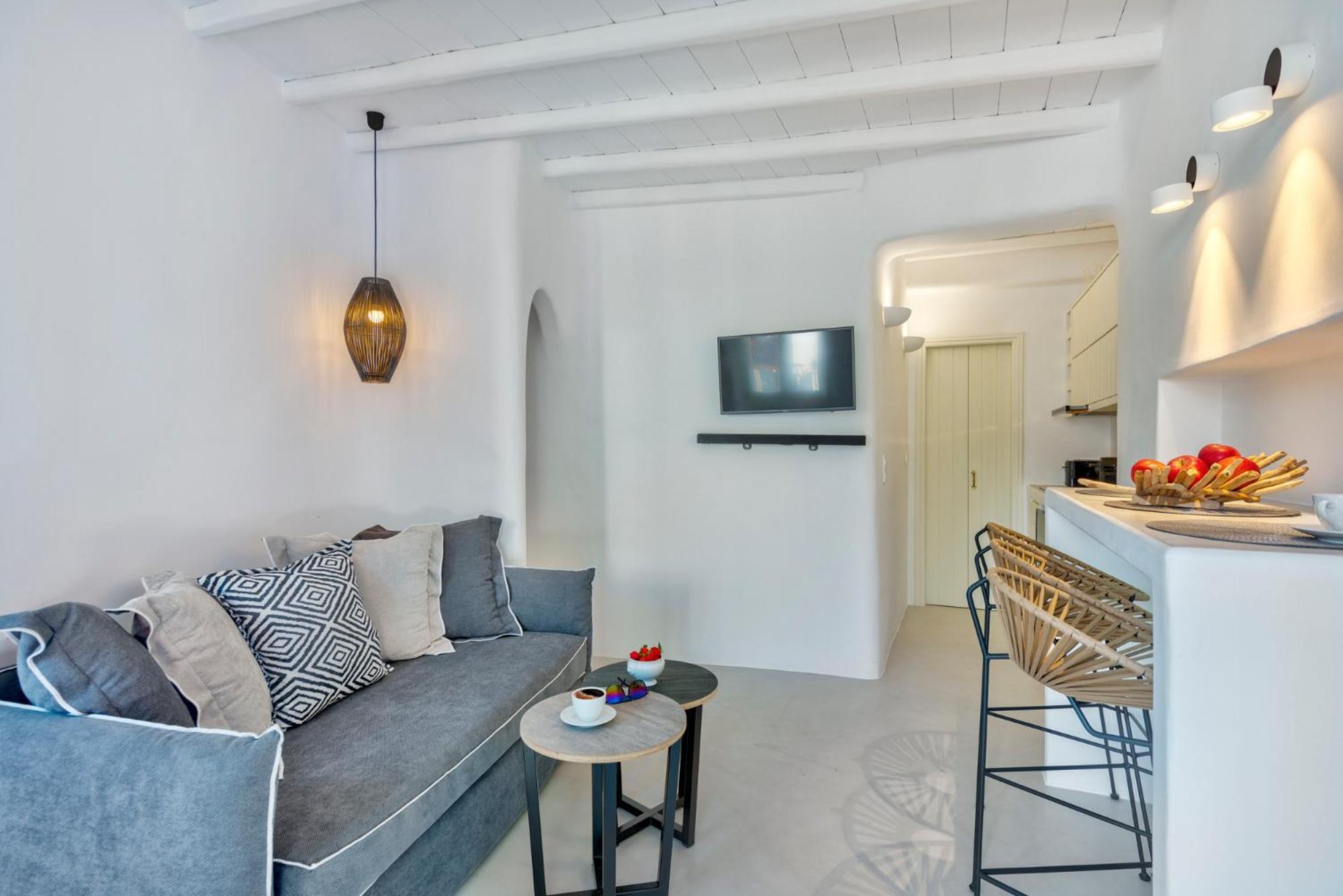 Mykonian Mews Luxury *
